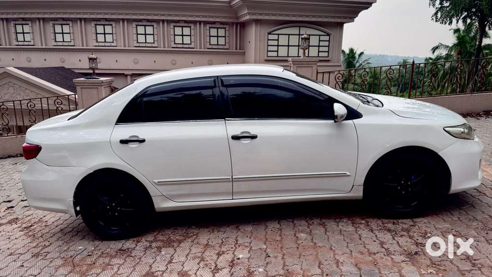 Toyota Corolla Altis 2011 Diesel