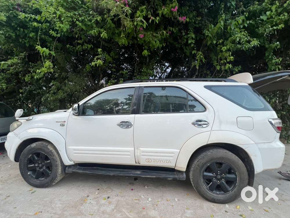 Toyota Fortuner Diesel 2010
