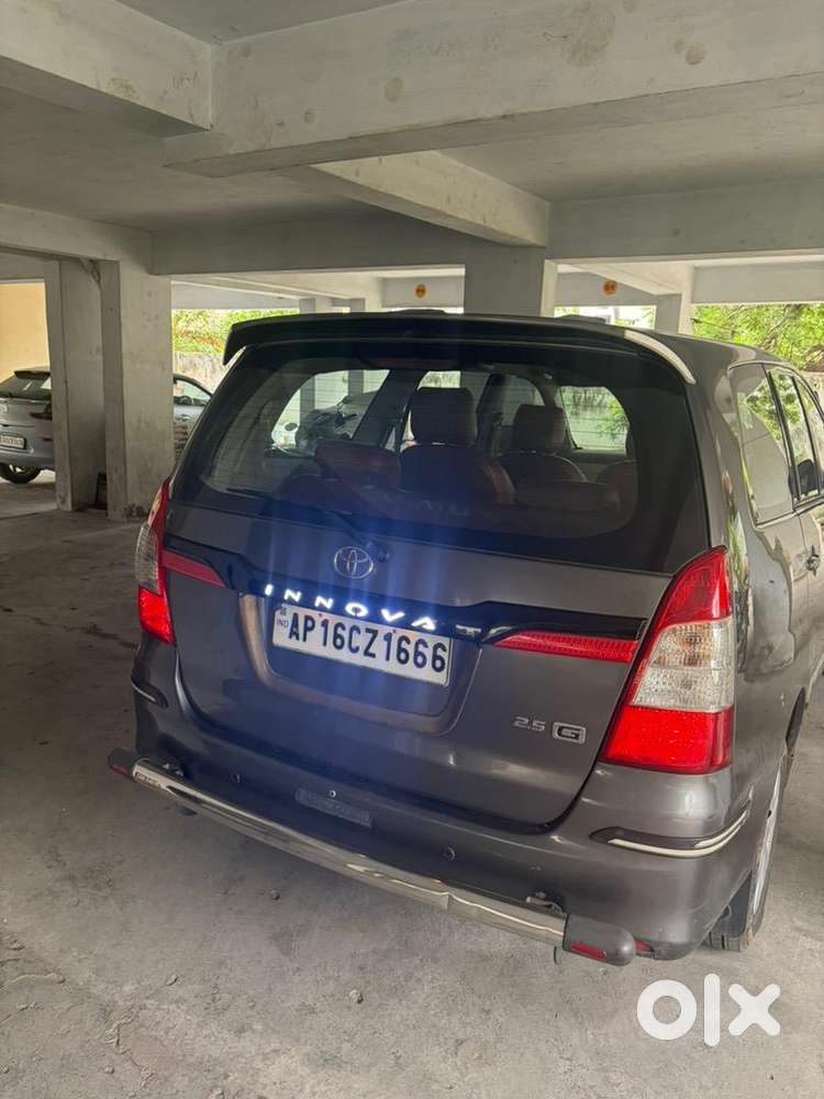 Toyota Innova 2014 Diesel 124000 Km Driven