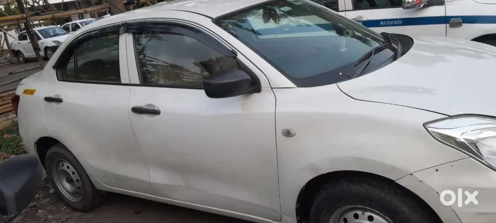 Maruti Suzuki Dzire 2023 Petrol 125000 Km Driven