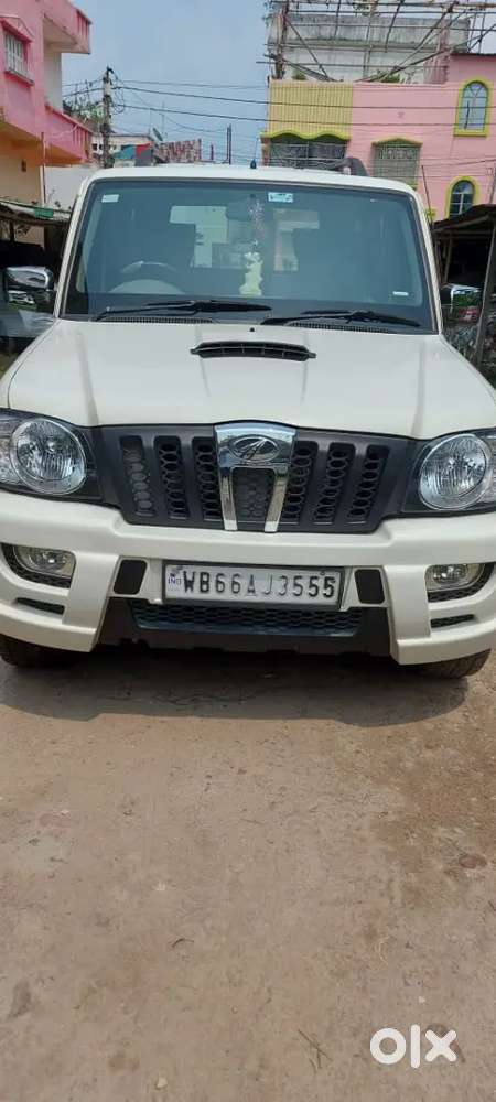 Mahindra Scorpio Classic 2013 Diesel Manual