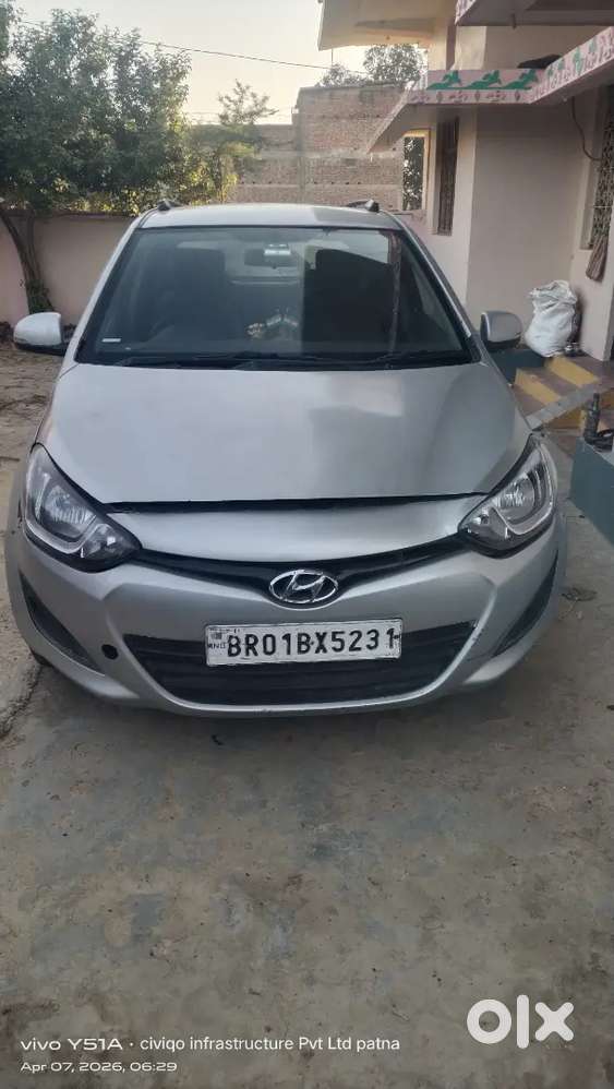 Hyundai I20 2014 Petrol 42000 Km Driven