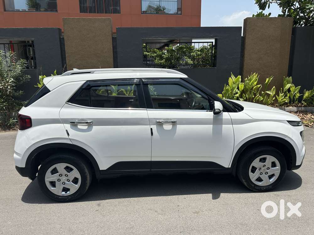 Hyundai Venue S Plus Mt 1.2 Kappa, 2020, Petrol