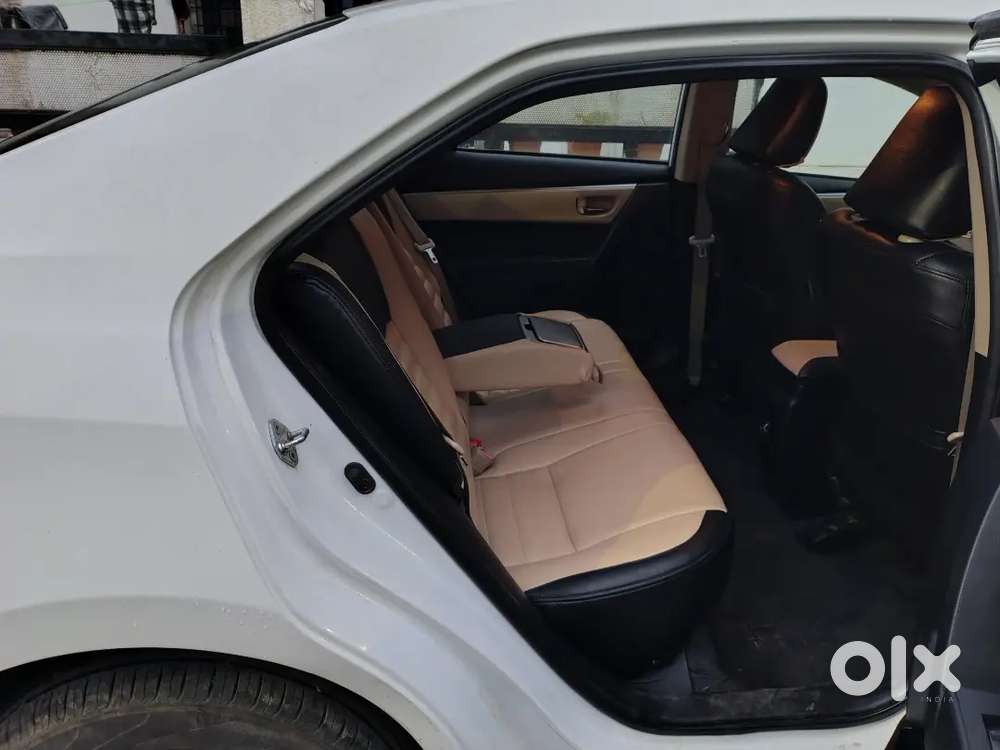 Toyota Corolla Altis Diesel 2015 2nd Owner