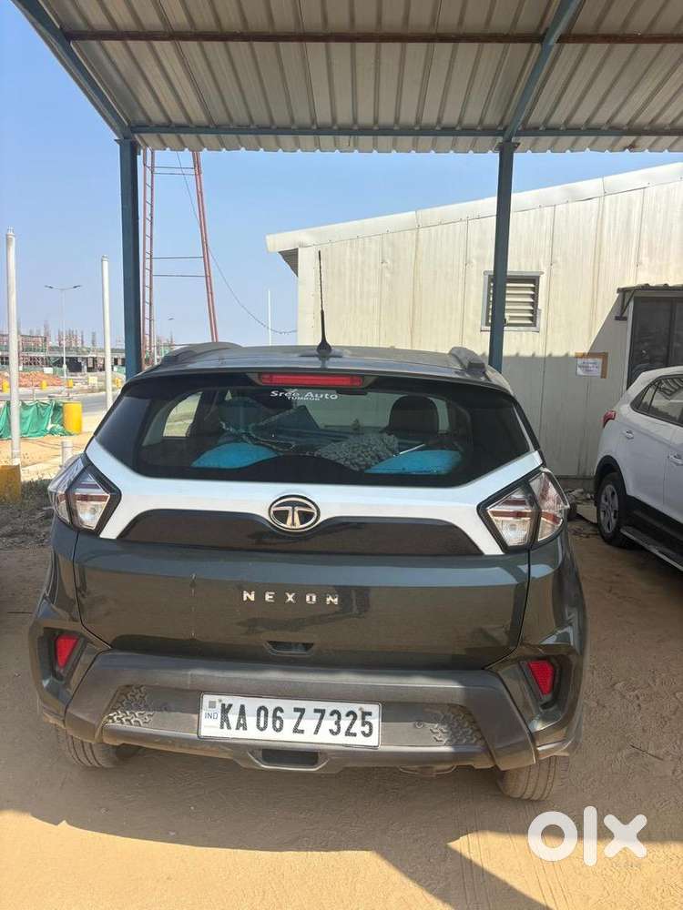 Tata Nexon 2020 Petrol 76000 Km Driven With Sunroof