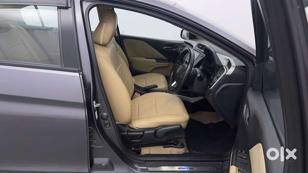 Honda City I-vtec V, 2017, Petrol