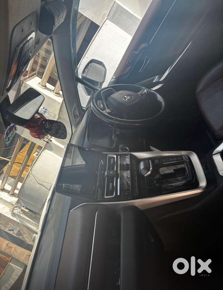 Toyota Innova Hycross 2023 Hybrid Top Model