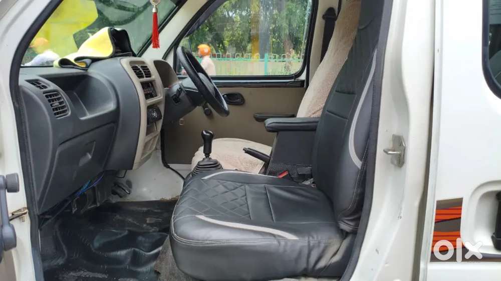 Maruti Suzuki Eeco 2017 Petrol 100000 Km Driven