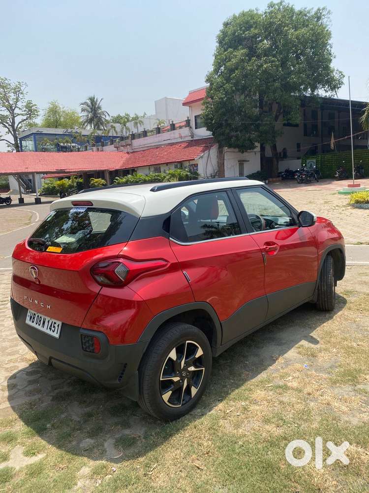 Tata Punch 1.2 Revotron Creative Amt Dual Tone, 2022, Petrol