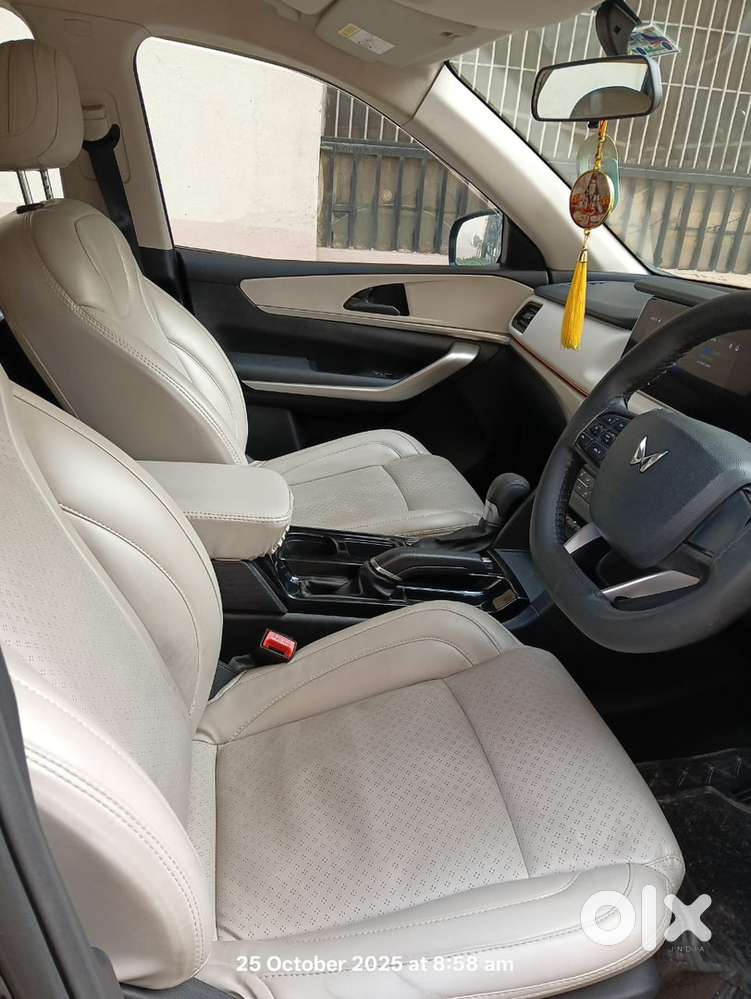 Mahindra Xuv700 Petrol 2023