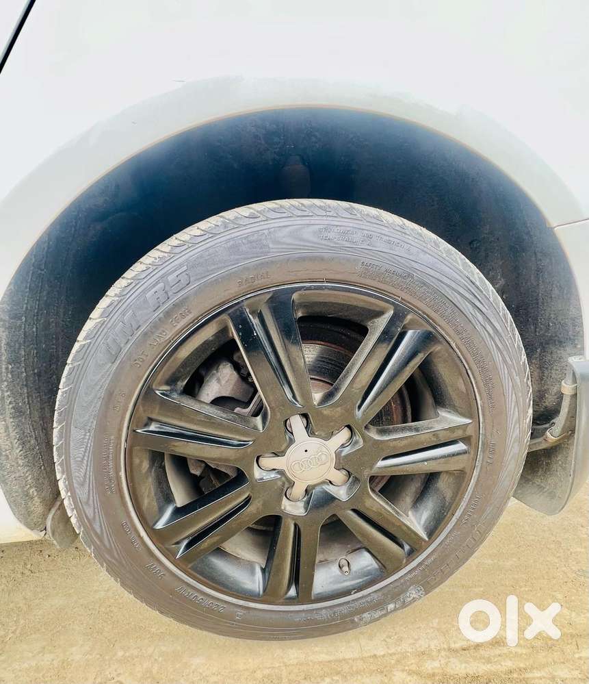 Audi A4, 2011, Petrol