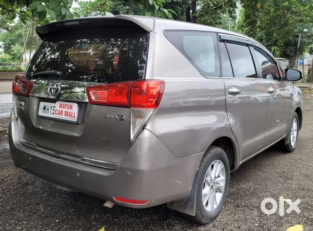 Toyota Innova Crysta 2.4 V 7 Str, 2018, Diesel