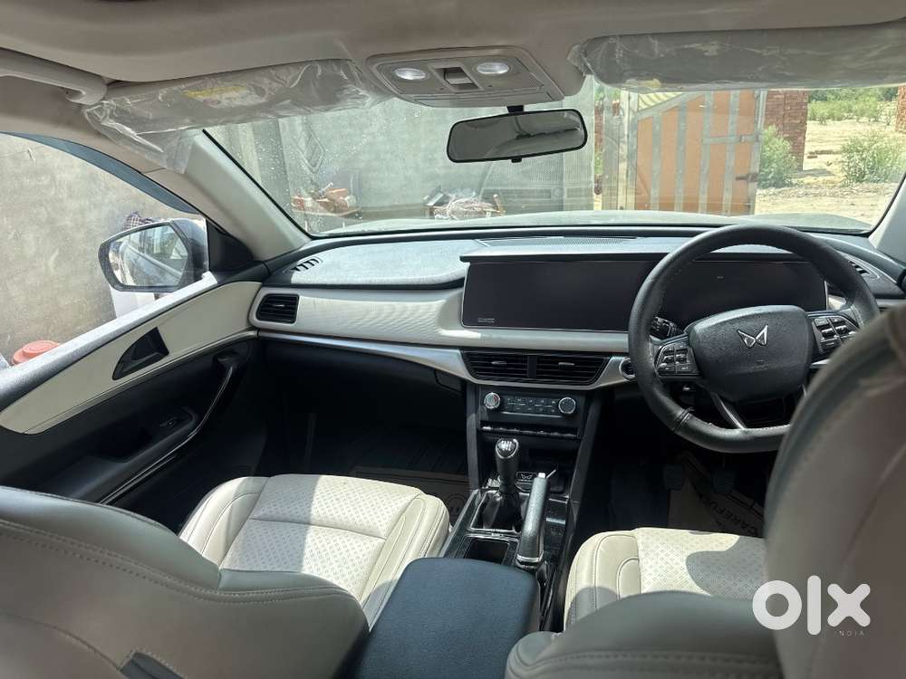 Panoramic Sunroof, Wireless Andriod Auto, Wireless Apple Carplay