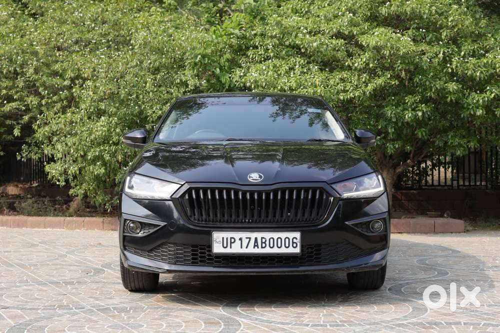 Skoda Slavia Sportline 1.0l Tsi Mt, 2025, Petrol