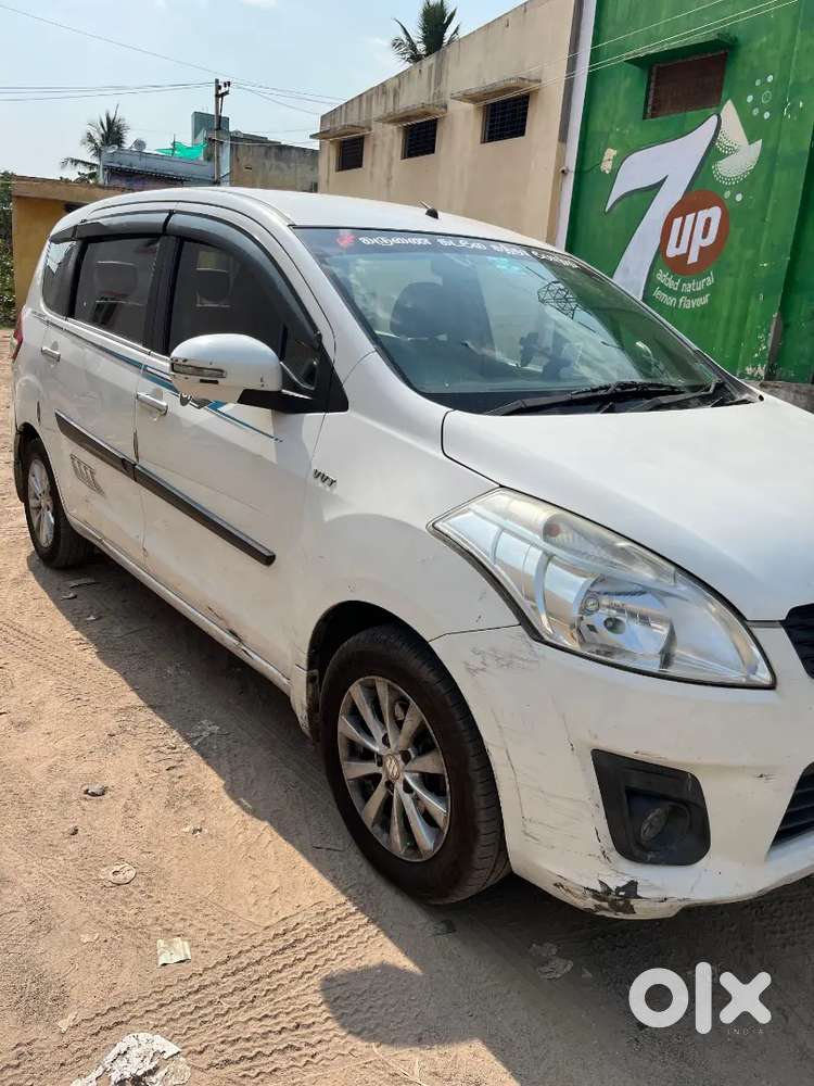 Maruti Suzuki Ertiga 2013 Zxi Cng