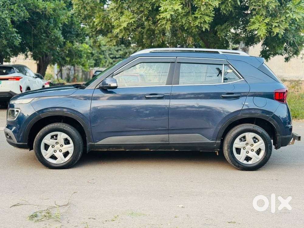 Hyundai Venue S Mt 1.2 Kappa, 2022, Petrol