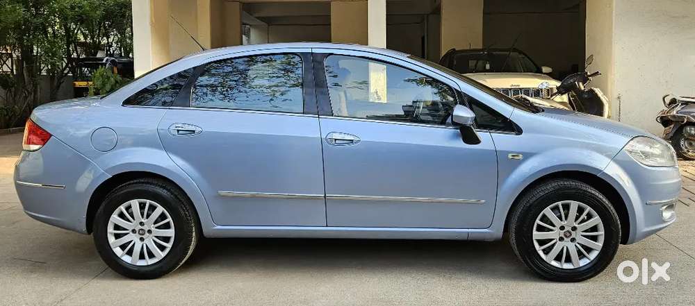 Fiat Linea Emotion Diesel 2011  Sunroof  Climate Ac  Touchscreen