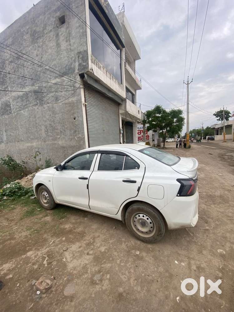 Maruti Swift Dzire 2025