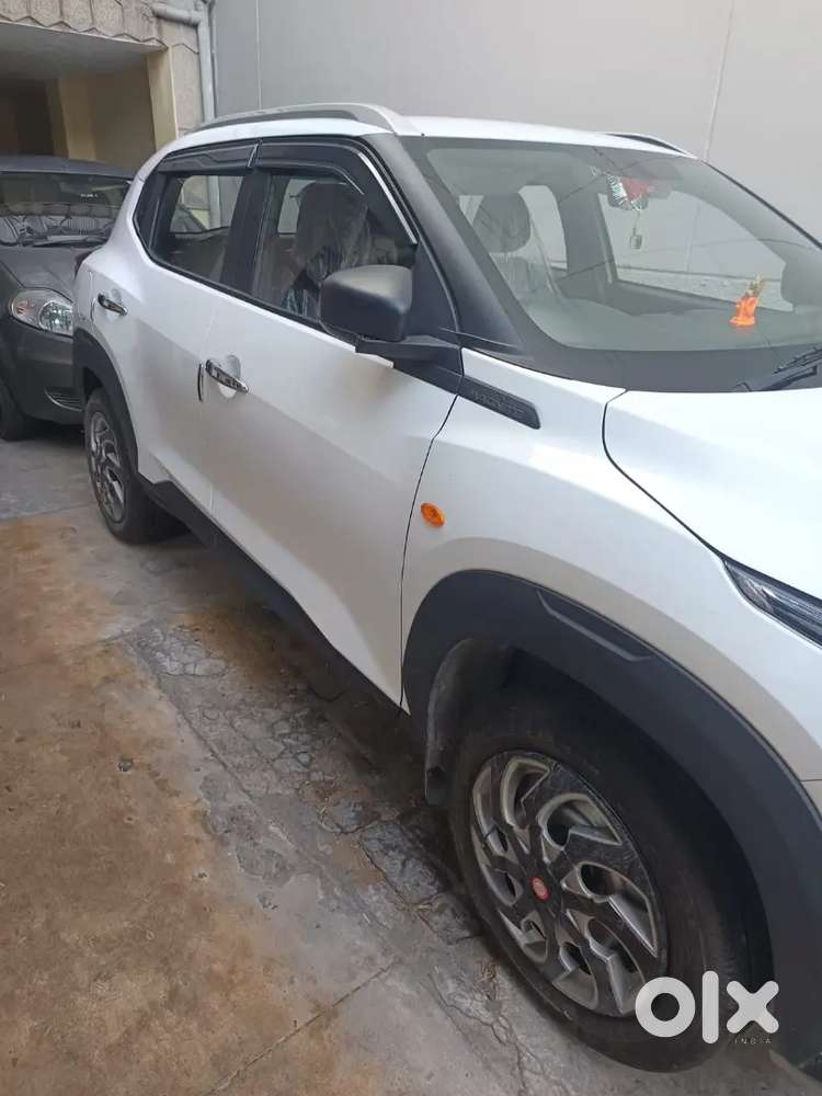 1100 Km Brand New Car For Sale