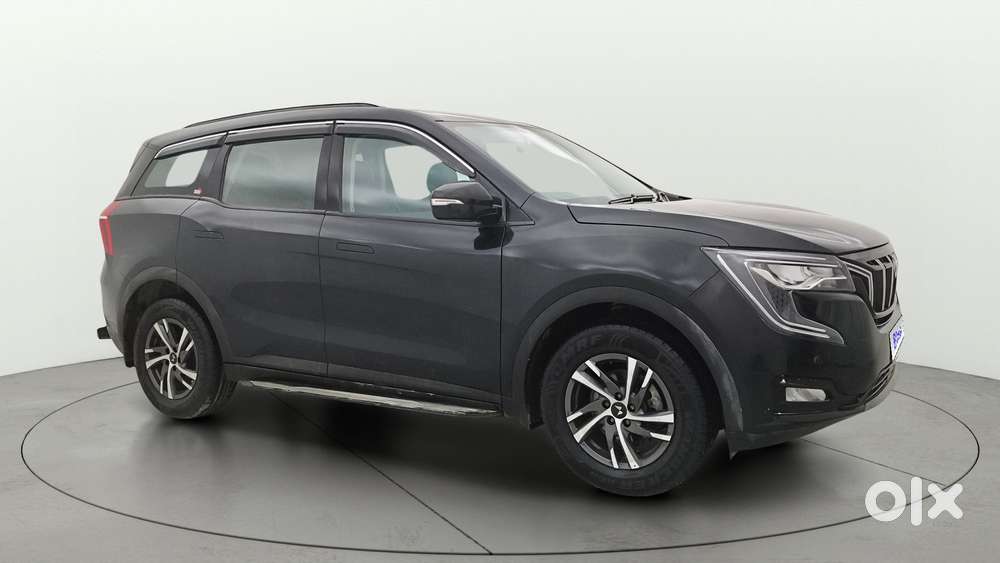 Mahindra Xuv700 2.0 Ax 7 Petrol At Str, 2024, Petrol