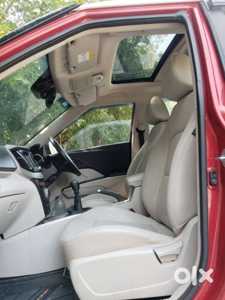 Mahindra Xuv300 W8 Option Dual Tone Diesel, 2019, Diesel