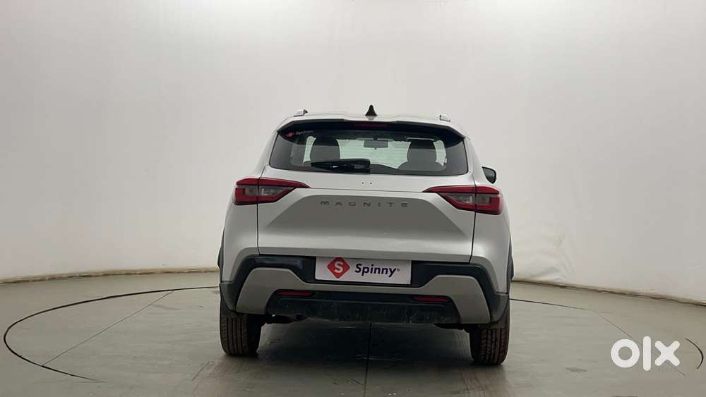 Nissan Magnite 1.0 Xv, 2021, Petrol