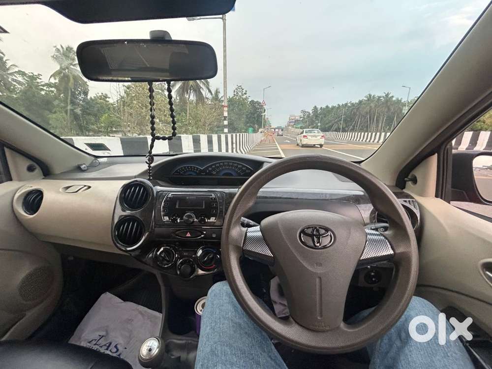 Toyota Etios Liva 2016 Petrol Well Maintained