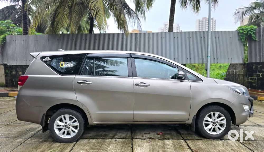 Toyota Innova Crysta 2.4 V 7 Str, 2017, Diesel