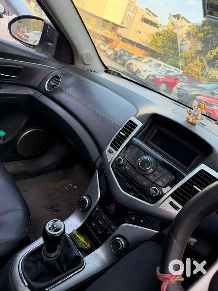 Chevrolet Cruze 2011 Diesel 86000 Km Driven