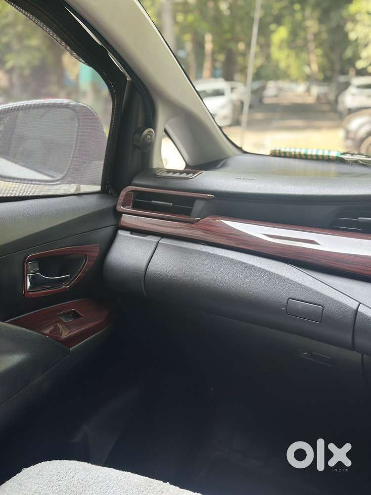 Toyota Innova Crysta [2020-ongoing] 2.4 Gx At 7 Str, 2020, Diesel