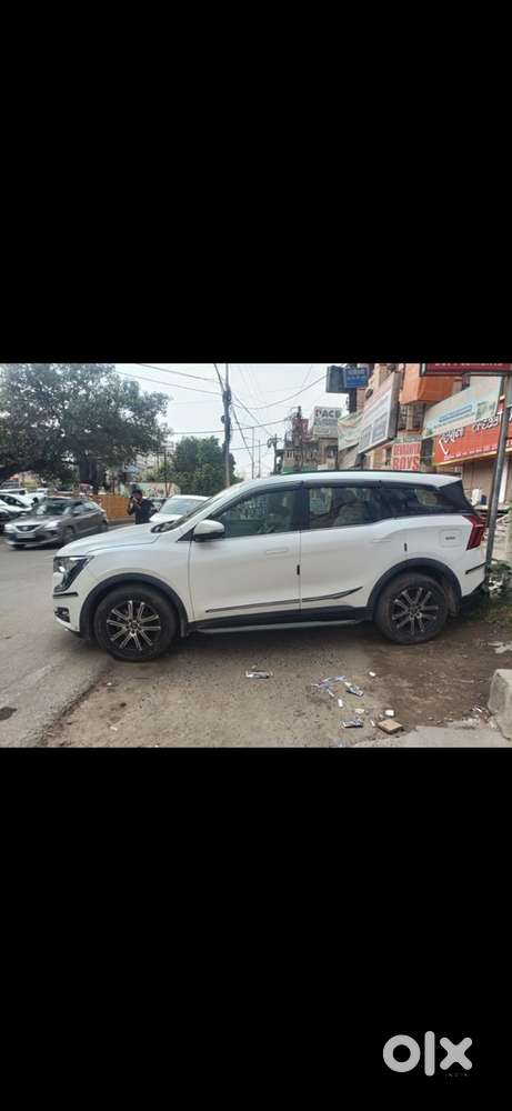 Mahindra Xuv700 Petrol 2022 Manual