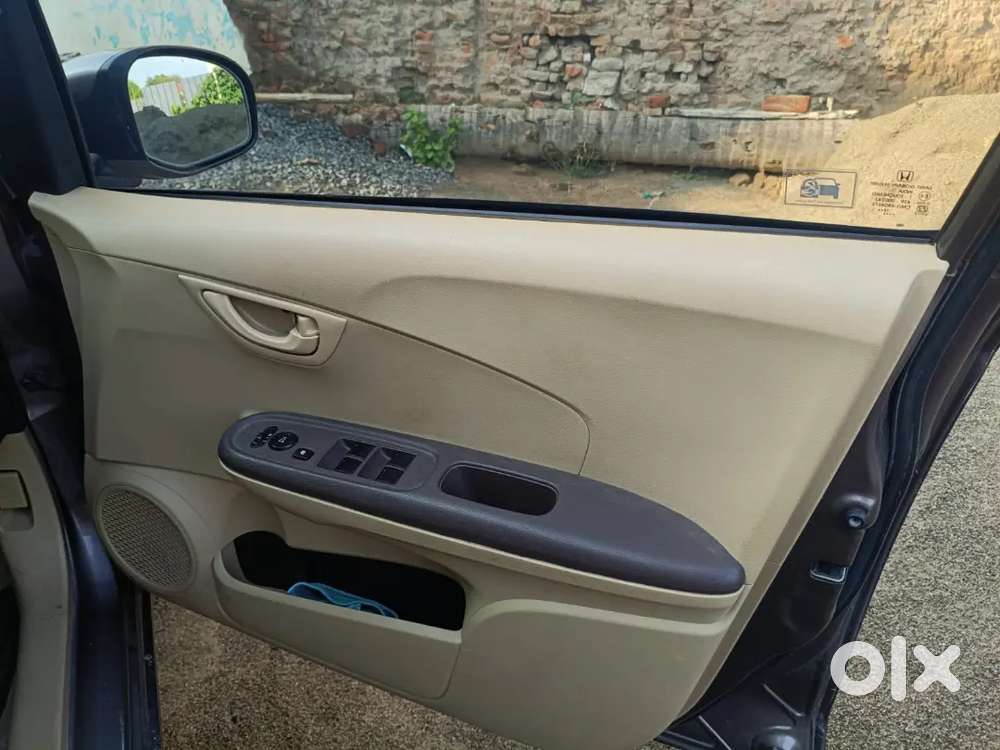Honda Brio 2013