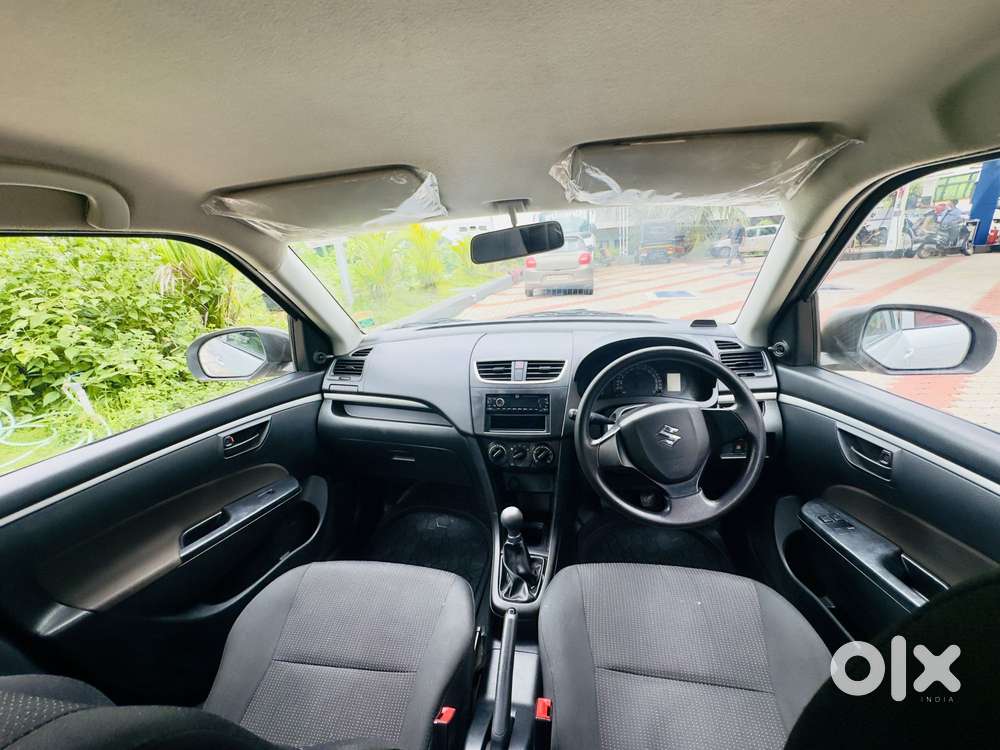 Maruti Suzuki Swift 1.2 Lxi (o), 2017, Petrol