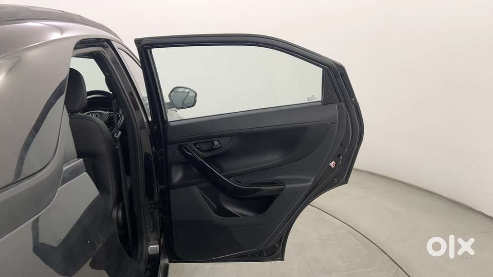 Tata Nexon 1.5 Revotorq Xza Plus (l) Dark Edition, 2022, Diesel