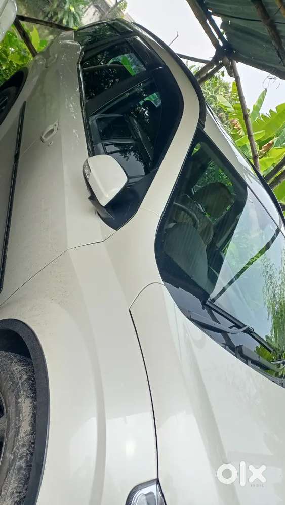 Mahindra Xuv500 2021 Diesel Well Maintained