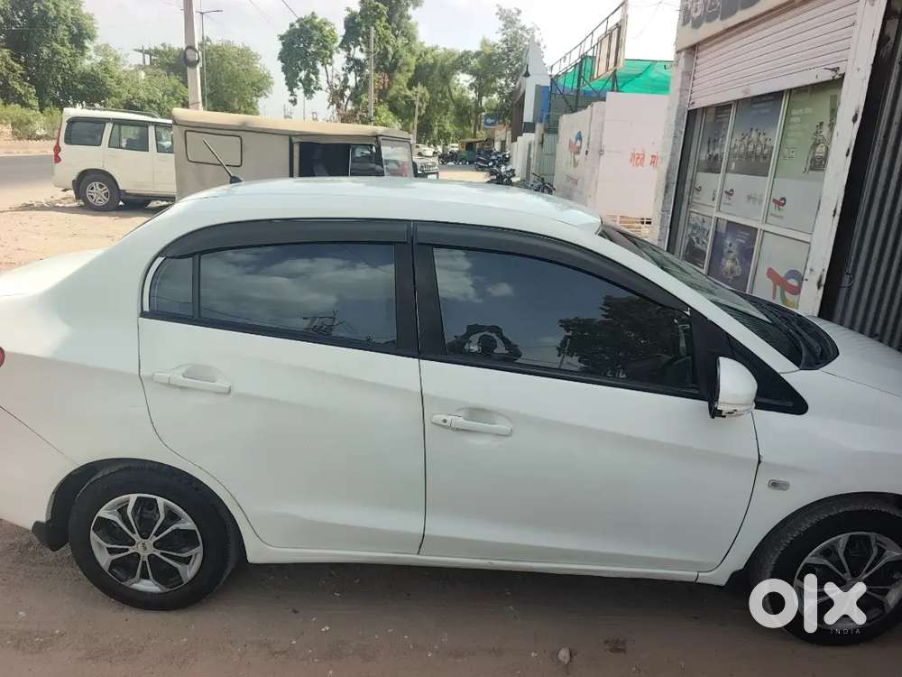 Honda Amaze 2015 Diesel Good Condition