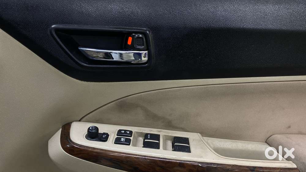 Maruti Suzuki Swift Dzire Zxi + Amt, 2019, Petrol