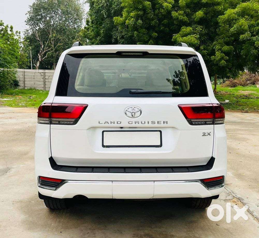 Toyota Land Cruiser 3.3 Zx Diesel, 2023, Diesel