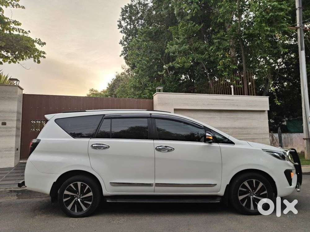 Toyota Innova Crysta 2.4 V, 2022, Diesel