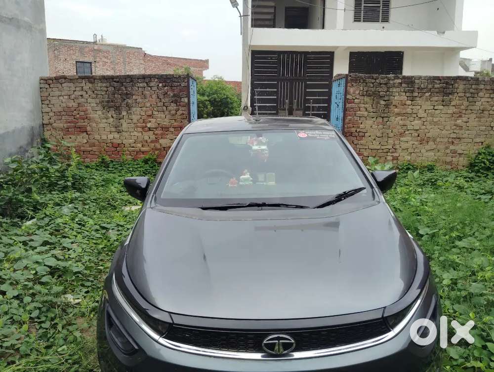 Tata Altroz 1.2 Xt 2022 Petrol Automatic