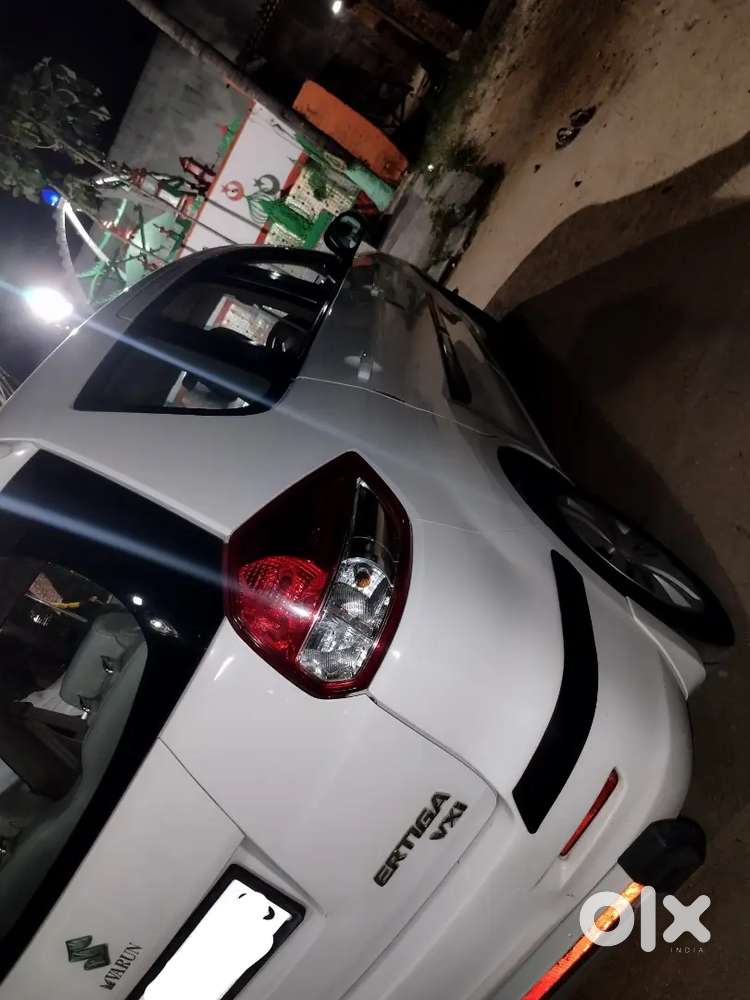 Maruti Suzuki Ertiga Vxi 2012