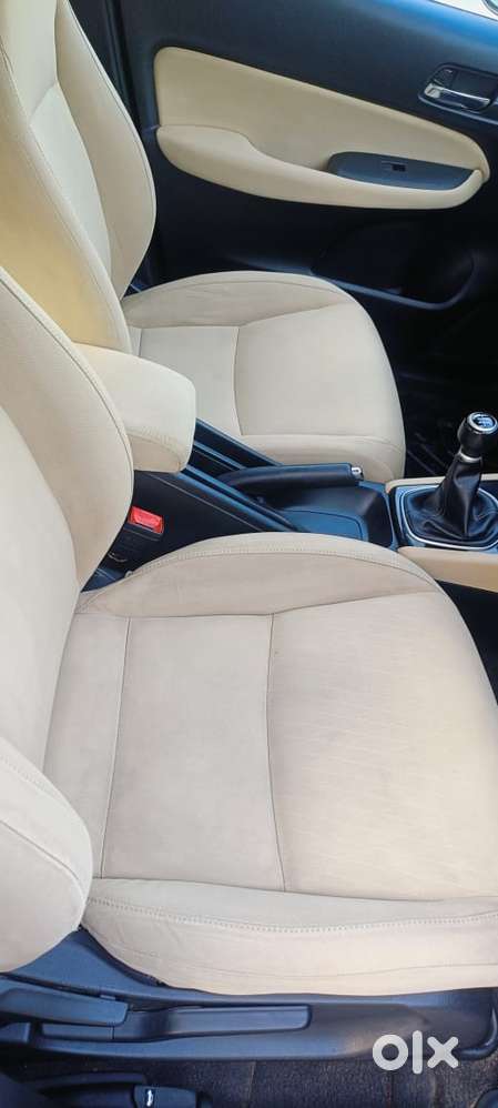 Honda City 1.5 V 5th Gen I-vtec Mt, 2020, Petrol