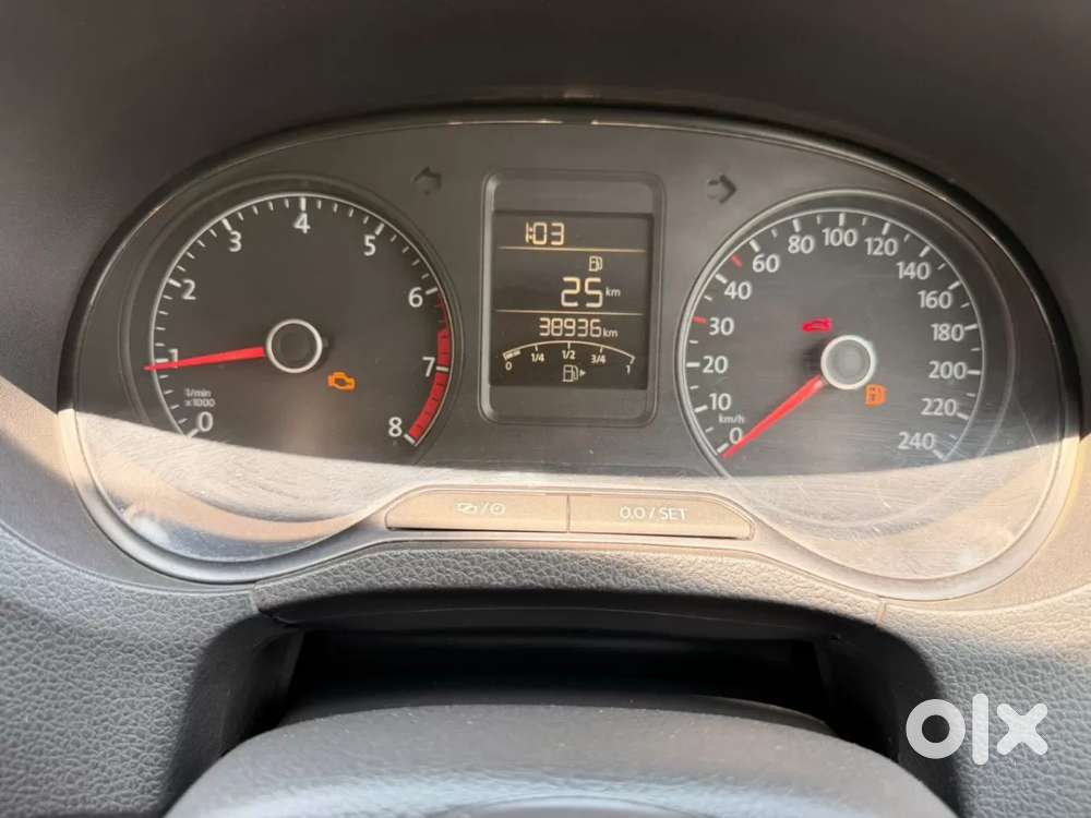 Volkswagen Polo Petrol Highline 1.2l, 2017, Petrol