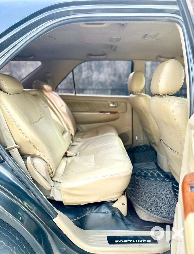 Toyota Fortuner Diesel Manual 2010