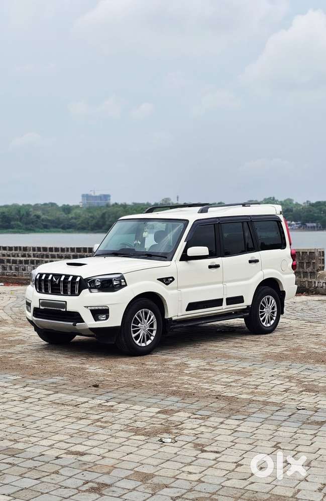 Mahindra Scorpio Classic 2.2 S 11 Mt 7 Cc, 2025, Diesel