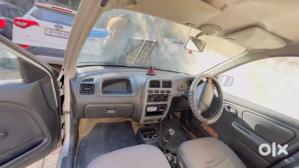 Maruti Suzuki Alto 2011 ओम
