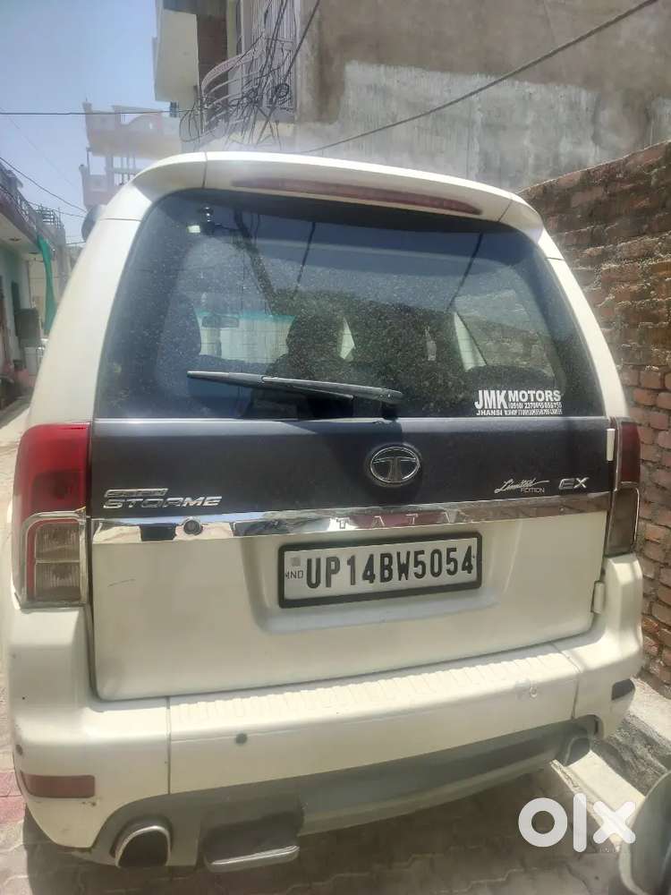 Tata Safari Storme 2013 Diesel Well Maintained.
