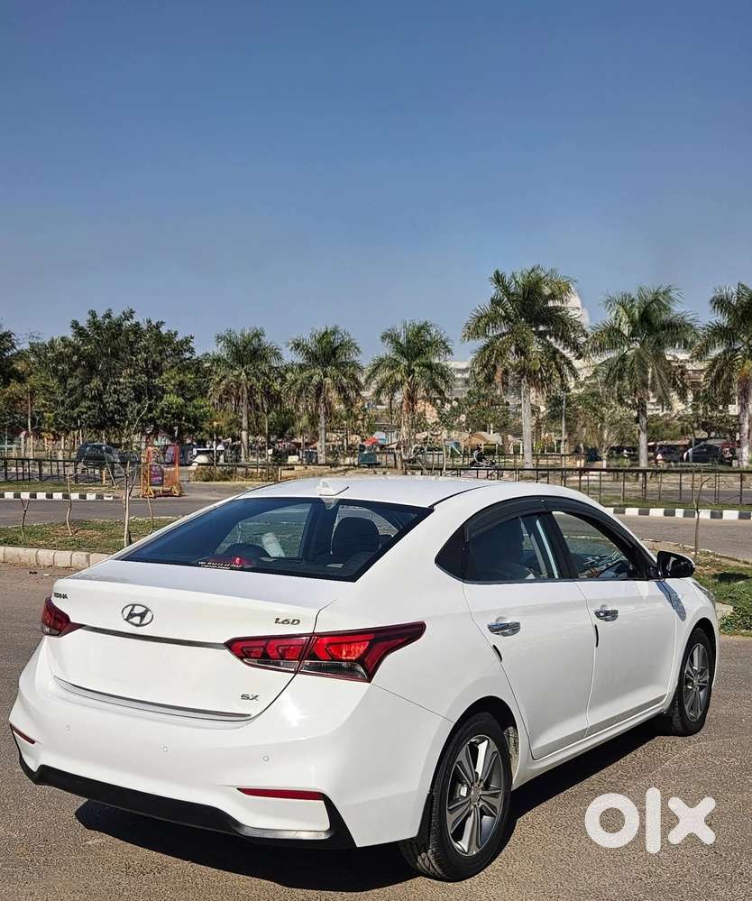 Hyundai Verna 1.5 Sx Diesel At, 2019, Diesel