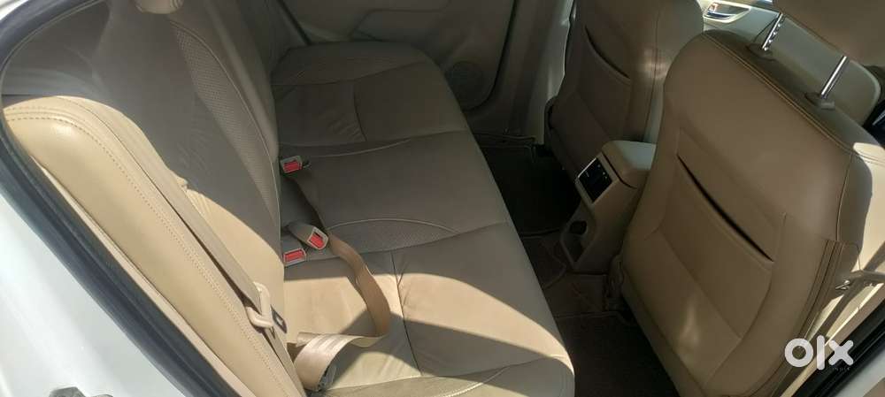 Maruti Suzuki Ciaz Alpha 1.5 At, 2019, Petrol