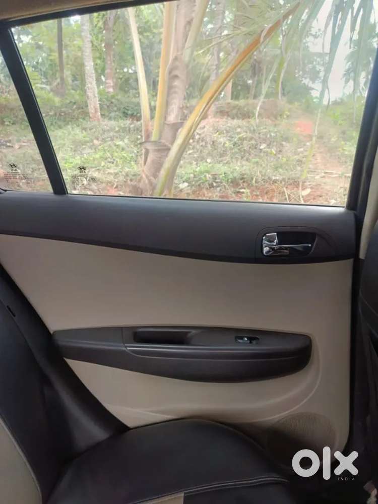 Hyundai I20 Sportz 2011 Petrol